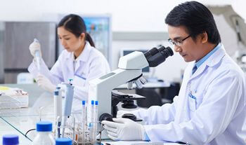 Picture of scientists in a lab