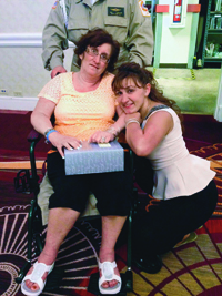 Sharon Corosanite poses with her daughter, Lindsey.